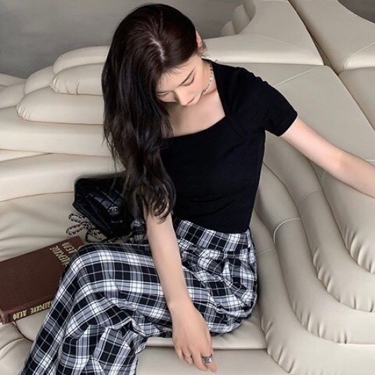 方领黑色修身短袖上衣